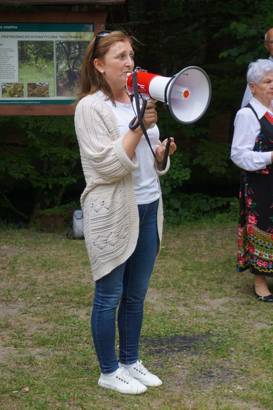 Śpiewający rajd pieszy pod nazwą „Z Szumów nad Morze”