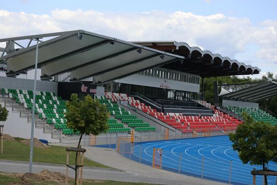 Stadion w Zamościu kosztował prawie 60 mln zł. Zobacz, jak wygląda