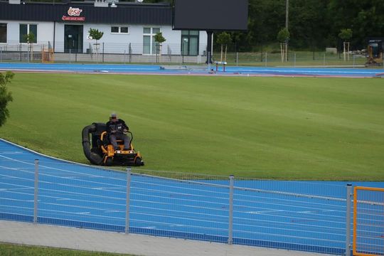 Stadion w Zamościu kosztował prawie 60 mln zł. Zobacz, jak wygląda