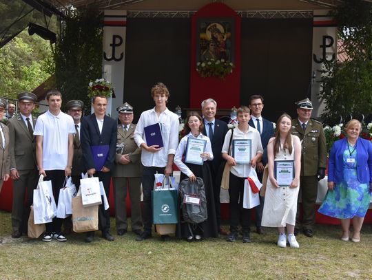 Osuchy: XXVI Powiatowy Konkursu Wiedzy o AKi BCh na Ziemi Biłgorajskiej - wręczenie nagród