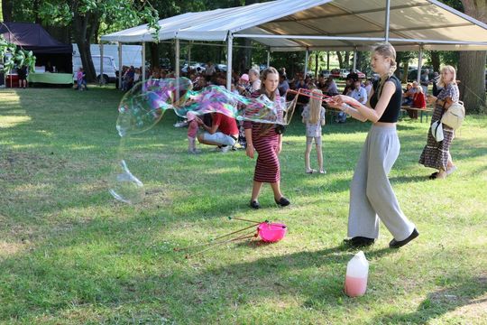Red Rock Country w Dobużku – rodzinny piknik z muzyką country