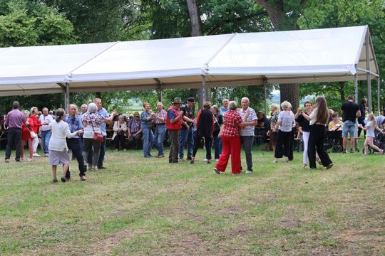 Red Rock Country w Dobużku – rodzinny piknik z muzyką country