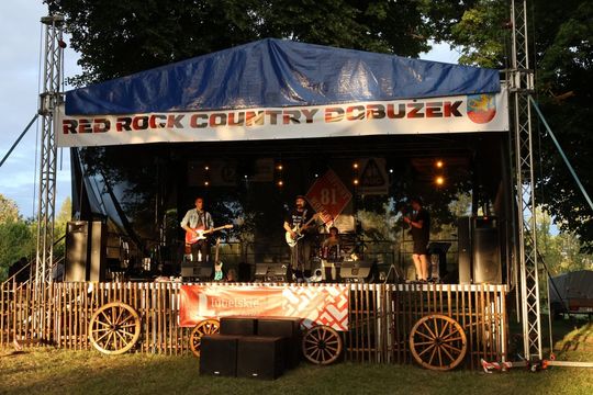 Red Rock Country w Dobużku – rodzinny piknik z muzyką country