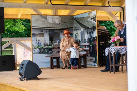 W Tomaszowie Lubelskim po raz pierwszy zorganizowano piknik tematyczny pod hasłem „Lata 20., lata 30.”