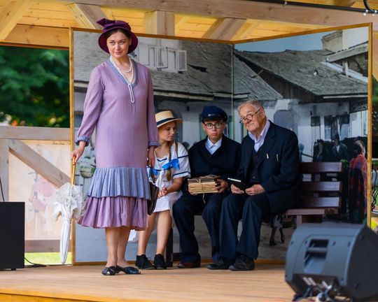 W Tomaszowie Lubelskim po raz pierwszy zorganizowano piknik tematyczny pod hasłem „Lata 20., lata 30.”