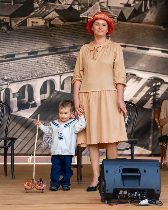 W Tomaszowie Lubelskim po raz pierwszy zorganizowano piknik tematyczny pod hasłem „Lata 20., lata 30.”