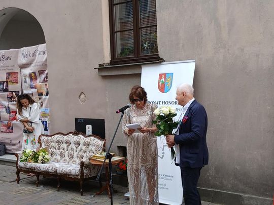 W zamojskiej Alei Sław uhonorowano prof. Lecha Majewskiego. W zamojskiej Alei Sław uhonorowano prof. Lecha Majewskiego.