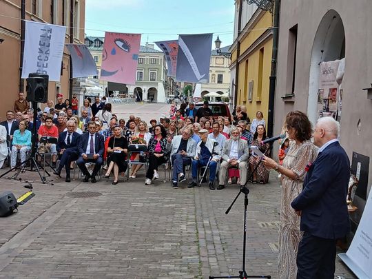 W zamojskiej Alei Sław uhonorowano prof. Lecha Majewskiego. W zamojskiej Alei Sław uhonorowano prof. Lecha Majewskiego.