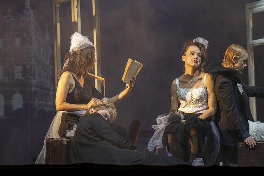 Spektakl jubileuszowy 50. edycji Zamojskiego Lata Teatralnego - galeria zdjęć