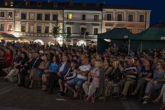 Spektakl jubileuszowy 50. edycji Zamojskiego Lata Teatralnego - galeria zdjęć Spektakl jubileuszowy 50. edycji Zamojskiego Lata Teatralnego - galeria zdjęć