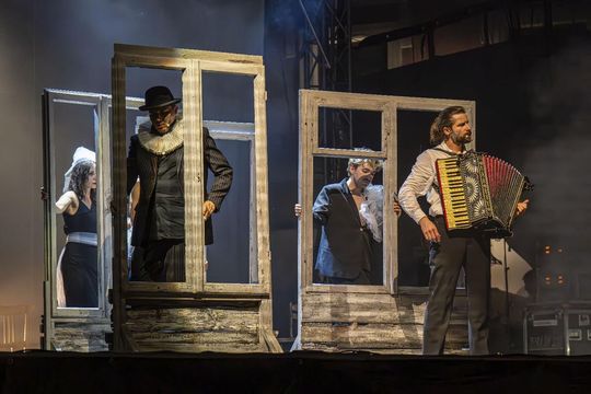 Spektakl jubileuszowy 50. edycji Zamojskiego Lata Teatralnego - galeria zdjęć