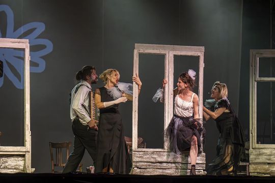 Spektakl jubileuszowy 50. edycji Zamojskiego Lata Teatralnego - galeria zdjęć