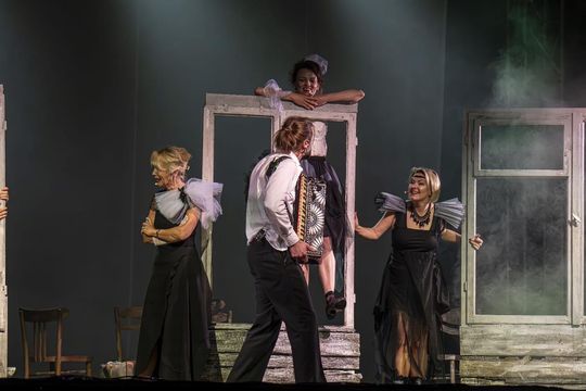 Spektakl jubileuszowy 50. edycji Zamojskiego Lata Teatralnego - galeria zdjęć Spektakl jubileuszowy 50. edycji Zamojskiego Lata Teatralnego - galeria zdjęć