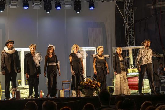 Spektakl jubileuszowy 50. edycji Zamojskiego Lata Teatralnego - galeria zdjęć Spektakl jubileuszowy 50. edycji Zamojskiego Lata Teatralnego - galeria zdjęć
