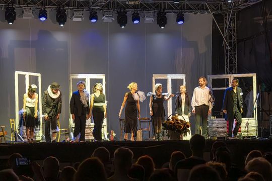 Spektakl jubileuszowy 50. edycji Zamojskiego Lata Teatralnego - galeria zdjęć Spektakl jubileuszowy 50. edycji Zamojskiego Lata Teatralnego - galeria zdjęć