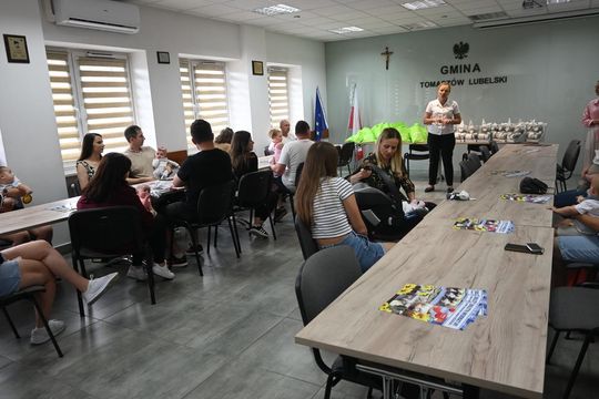 Wójt gminy Tomaszów Lubelski powitała najmłodszych mieszkańców - galeria zdjęć