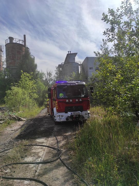 Pożar odpadów w Bełżcu - galeria zdjęć