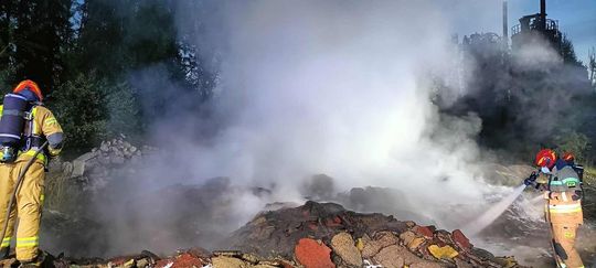 Pożar odpadów w Bełżcu - galeria zdjęć