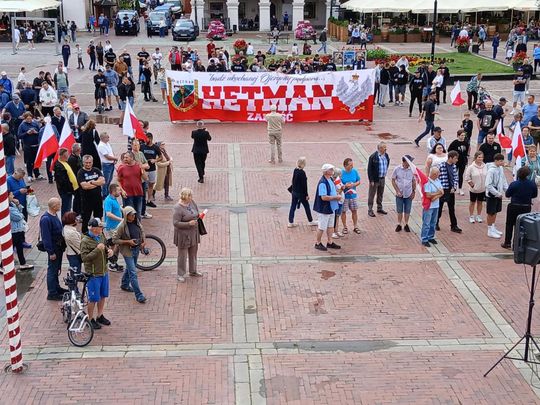 Wiec antyimigracyjny w Zamościu - galeria zdjec