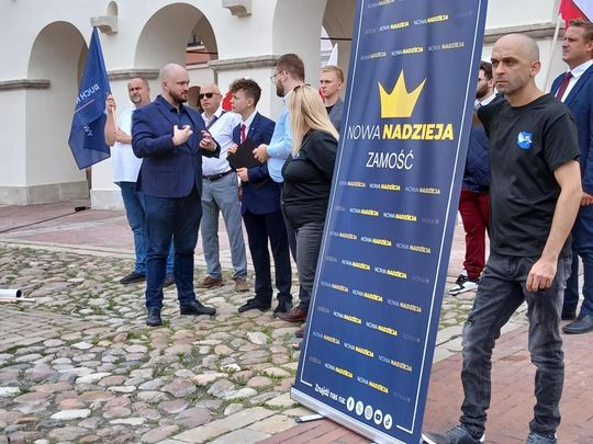 Wiec antyimigracyjny w Zamościu - galeria zdjec