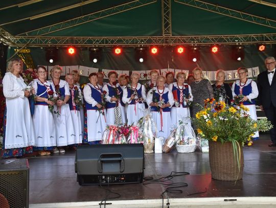 Dąbrowica: Piknik połączony z jubileuszem 50-lecia KGW Dąbrowica: Piknik połączony z jubileuszem 50-lecia KGW