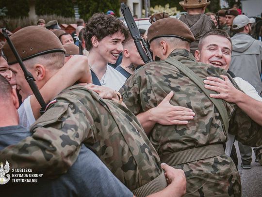 Lubelskie: Ochotnicy 2LBOT złożyli przysięgę [ZDJĘCIA]