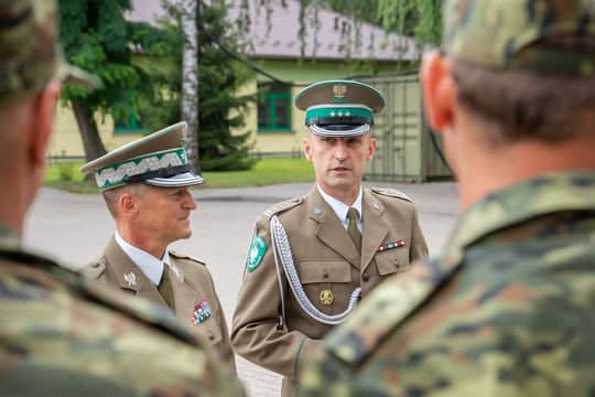 27 nowo przyjętych funkcjonariuszy do NOSG. Zobacz zdjęcia ze ślubowania 