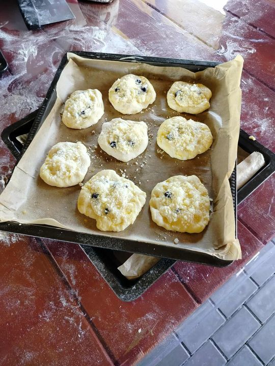 Adam Dziura gotuje. Warsztaty „Kuchni chłopskiej” w Szarowoli