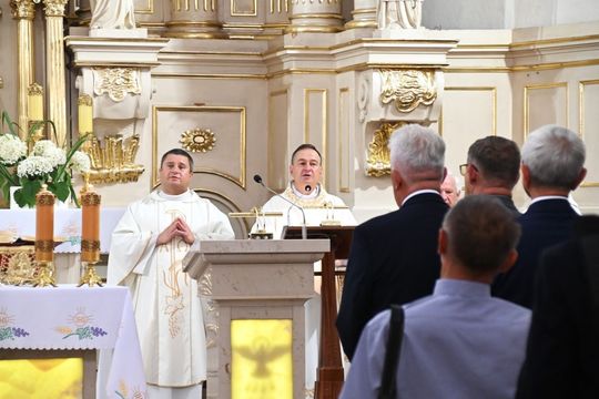 W Łabuniach odsłonięto płytę pamiątkową w hołdzie Żołnierzom II Inspektoratu Zamojskiego AK.