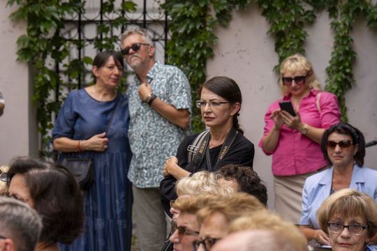 Wernisaż z pompą, wspomnienia z sercem. Zamość w starej fotografii