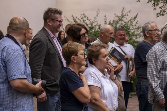 Wernisaż z pompą, wspomnienia z sercem. Zamość w starej fotografii Wernisaż z pompą, wspomnienia z sercem. Zamość w starej fotografii