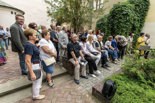 Wernisaż z pompą, wspomnienia z sercem. Zamość w starej fotografii