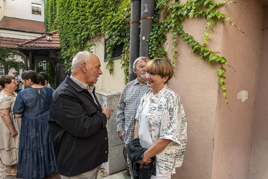 Wernisaż z pompą, wspomnienia z sercem. Zamość w starej fotografii