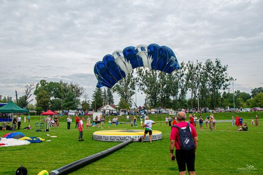 Liga Europy Wschodniej w skokach spadochronowych w Hrubieszowie