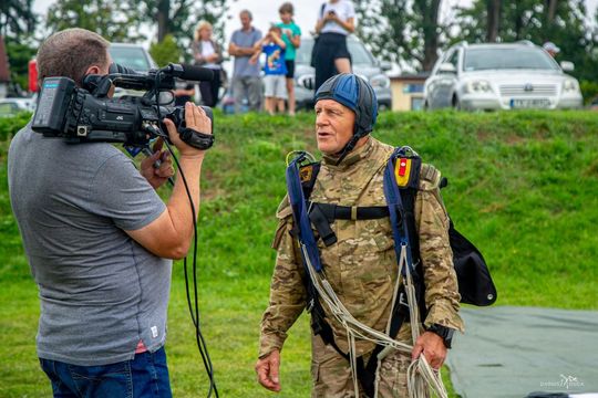 Liga Europy Wschodniej w skokach spadochronowych w Hrubieszowie Liga Europy Wschodniej w skokach spadochronowych w Hrubieszowie