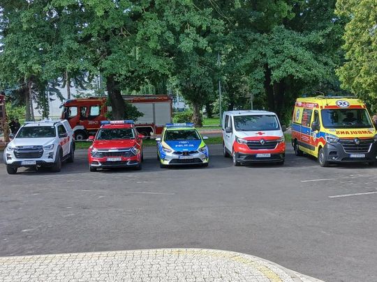 Przy Urzędzie Wojewódzkim roi się od służb, ale... to tylko ćwiczenia [ZDJĘCIA]