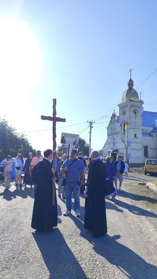 Pielgrzymi z Bełza już w drodze na Jasną Górę [ZDJĘCIA]