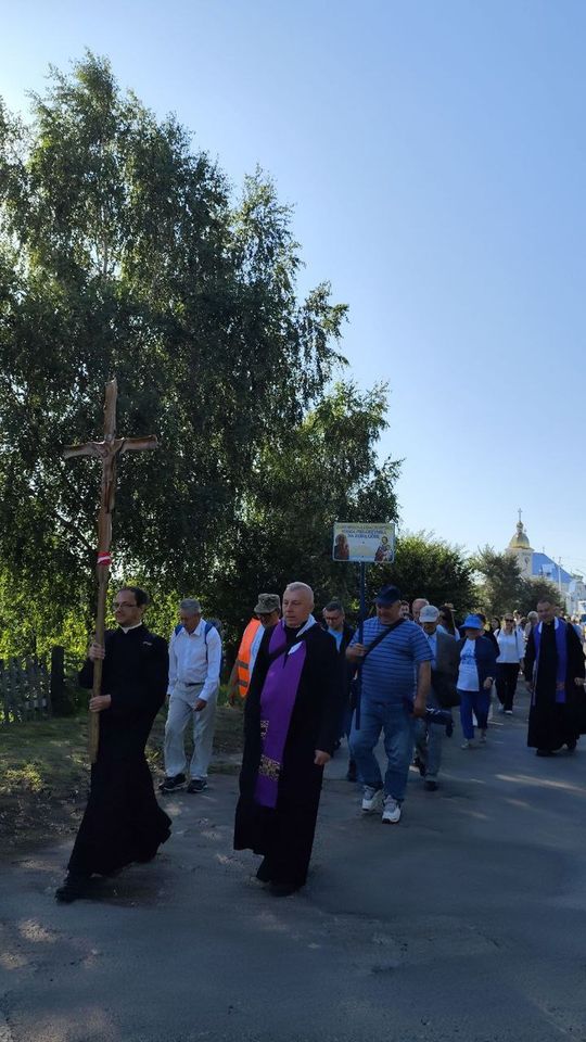 Pielgrzymi z Bełza już w drodze na Jasną Górę [ZDJĘCIA]