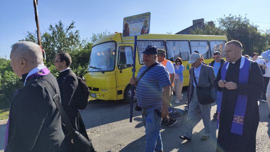Pielgrzymi z Bełza już w drodze na Jasną Górę [ZDJĘCIA]