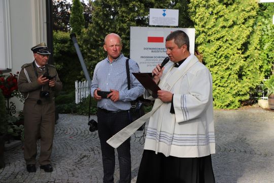 Uroczystość odsłonięcia tablicy pamiątkowej w Mokremlipiu [ZDJĘCIA]
