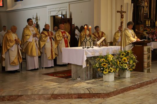 Uroczystość odsłonięcia tablicy pamiątkowej w Mokremlipiu [ZDJĘCIA]