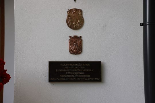 Uroczystość odsłonięcia tablicy pamiątkowej w Mokremlipiu [ZDJĘCIA]