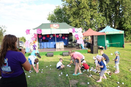 Festyn Rodzinny w Białobrzegach i 20-lecie KGW [ZDJĘCIA]