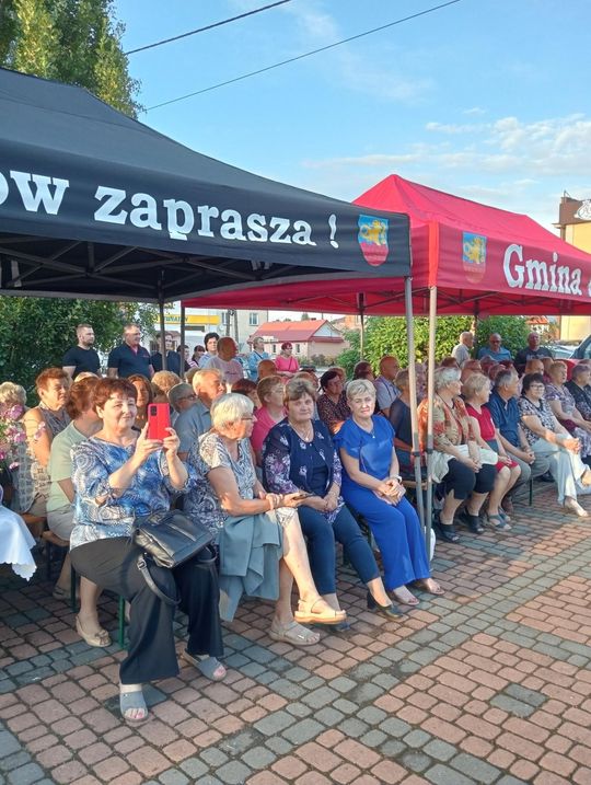 Łaszczów: "Niedzielny wieczór na ludową nutę" [ZDJĘCIA]