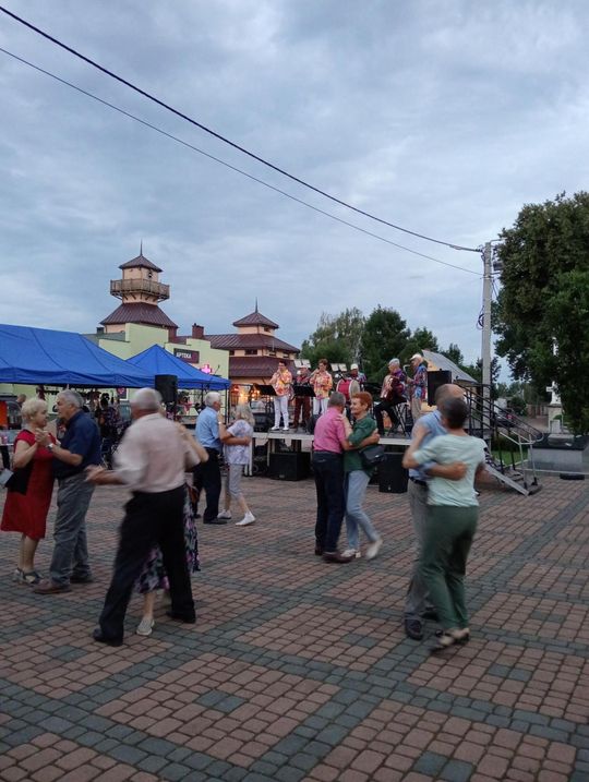 Łaszczów: "Niedzielny wieczór na ludową nutę" [ZDJĘCIA]