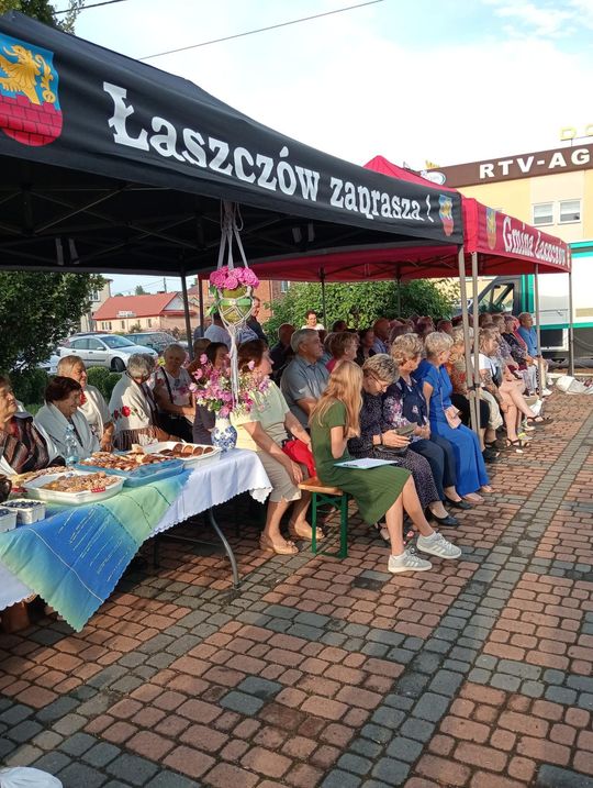 Łaszczów: "Niedzielny wieczór na ludową nutę" [ZDJĘCIA]