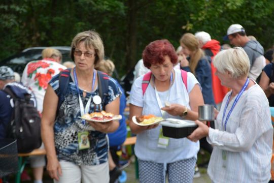 Piesza Pielgrzymka Diecezji Zamojsko-Lubaczowskiej na Jasną Górę z postojem w gminie Biłgoraj.