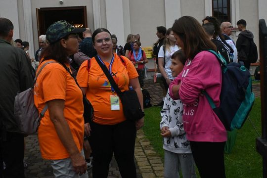 Piesza Pielgrzymka Diecezji Zamojsko-Lubaczowskiej na Jasną Górę z postojem w gminie Biłgoraj.