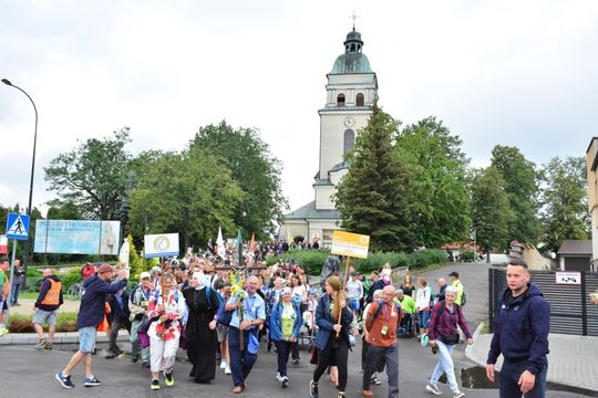 Piesza Pielgrzymka Diecezji Zamojsko-Lubaczowskiej na Jasną Górę z postojem w gminie Biłgoraj.