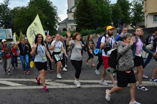 Piesza Pielgrzymka Diecezji Zamojsko-Lubaczowskiej na Jasną Górę z postojem w gminie Biłgoraj.